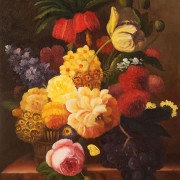Vaso di fiori e frutta