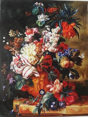 Bouquet di fiori in un’urna